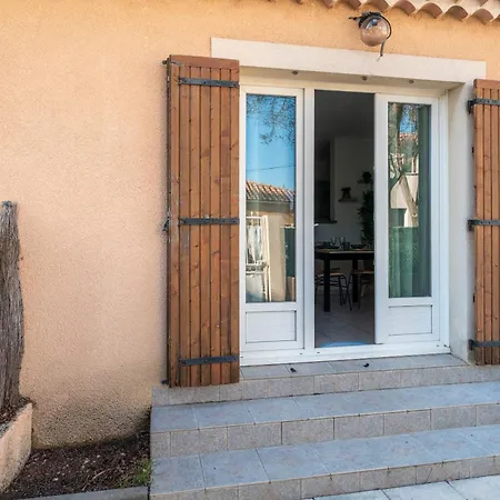 Charmante Maisonnette A Holiday home Sorgues